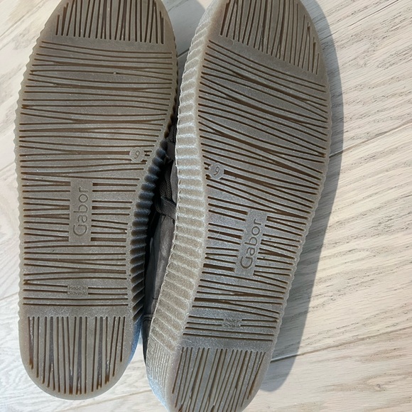 Gabor Gray Suede Oxfords with Ribbon Laces - Picture 6 of 6